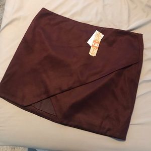 Burgundy Gianni Bini burlap mini skirt L